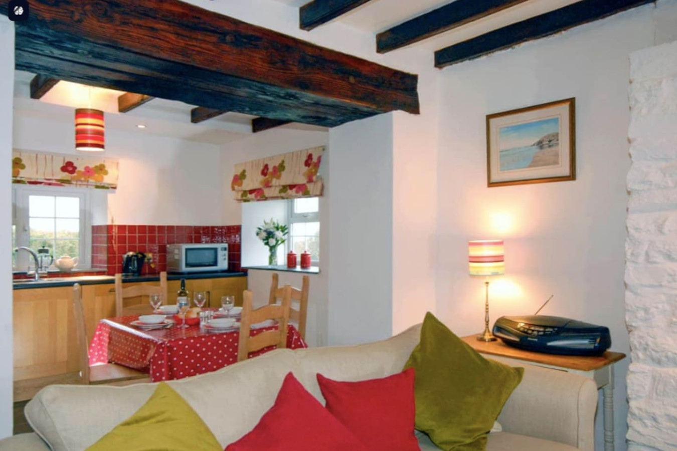 quaint-stone-farm-retreat-in-pembrokeshire/