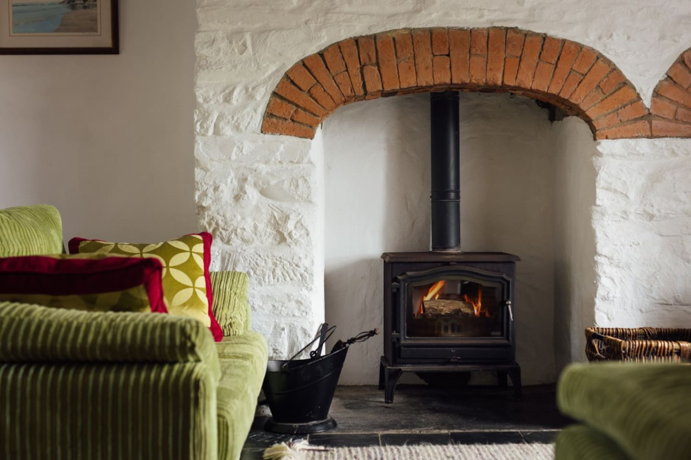 quaint-stone-farm-retreat-in-pembrokeshire/