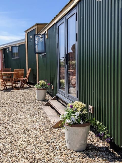 Double Shepherd's Hut Hideaway - Pembrokeshire