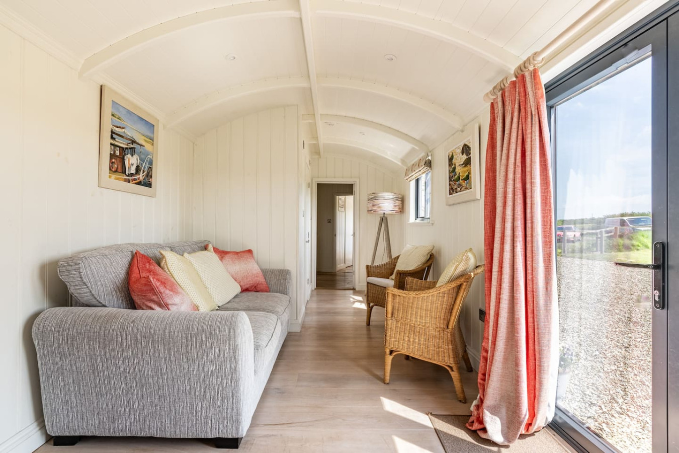 double-shepherd's-hut-hideaway-pembrokeshire/