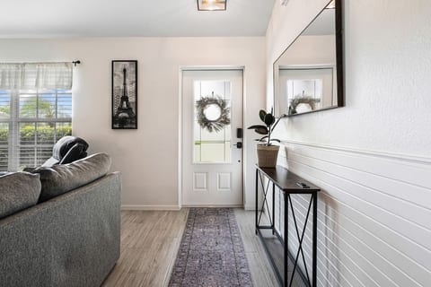 Entry way