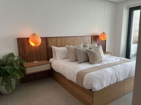 New Luxury Beachfront Condo