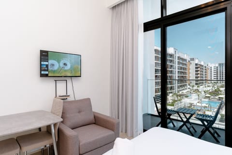 Brand new furnished studio in Meydan,Dubai
