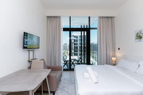 Brand new furnished studio in Meydan,Dubai