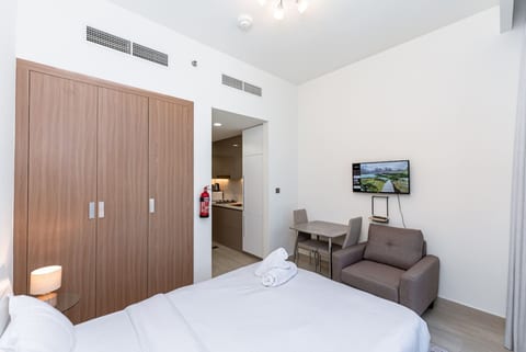 Brand new furnished studio in Meydan,Dubai