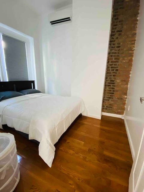 Lovely 2 bedrooms apt unit with hot jet tub