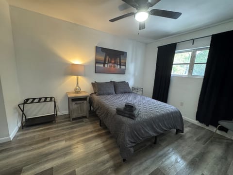 Lake Eola view 1 bedroom Thornton Park
