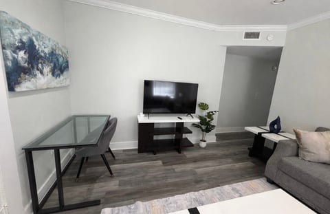Historic Home Lake Eola 1 Bedroom oasis Thornton Park