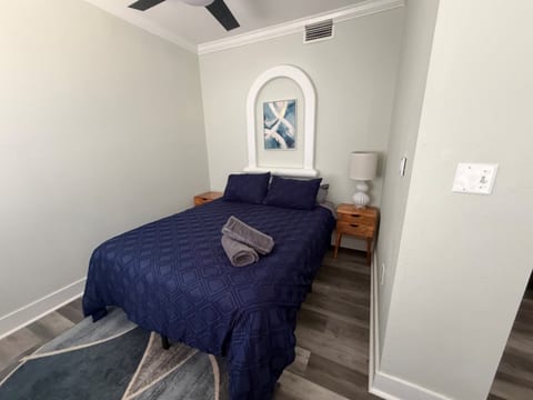 Historic Home Lake Eola 1 Bedroom oasis Thornton Park