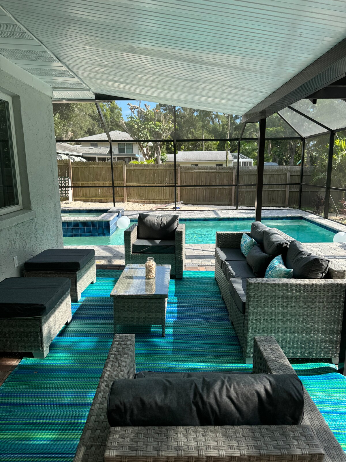 ami-beaches-heated-salt-pool-spa-large-yard/
