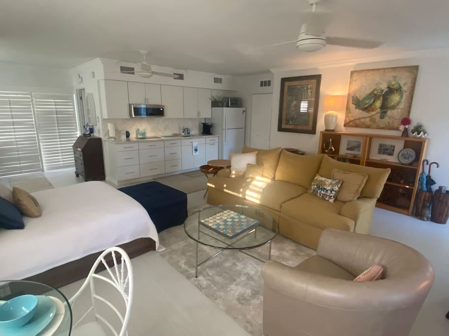 Studio le plus proche de la plage, jardin, tout, et extras ! - North Naples