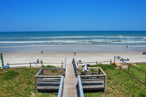 Welcome to Seaside Serenity!
