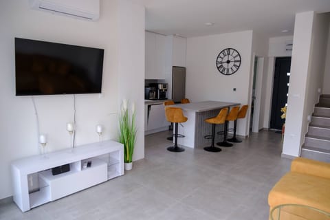 Villa Vida - Unit 376102-13