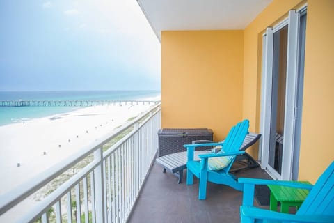 Experience coastal elegance, Sterling Reef #304