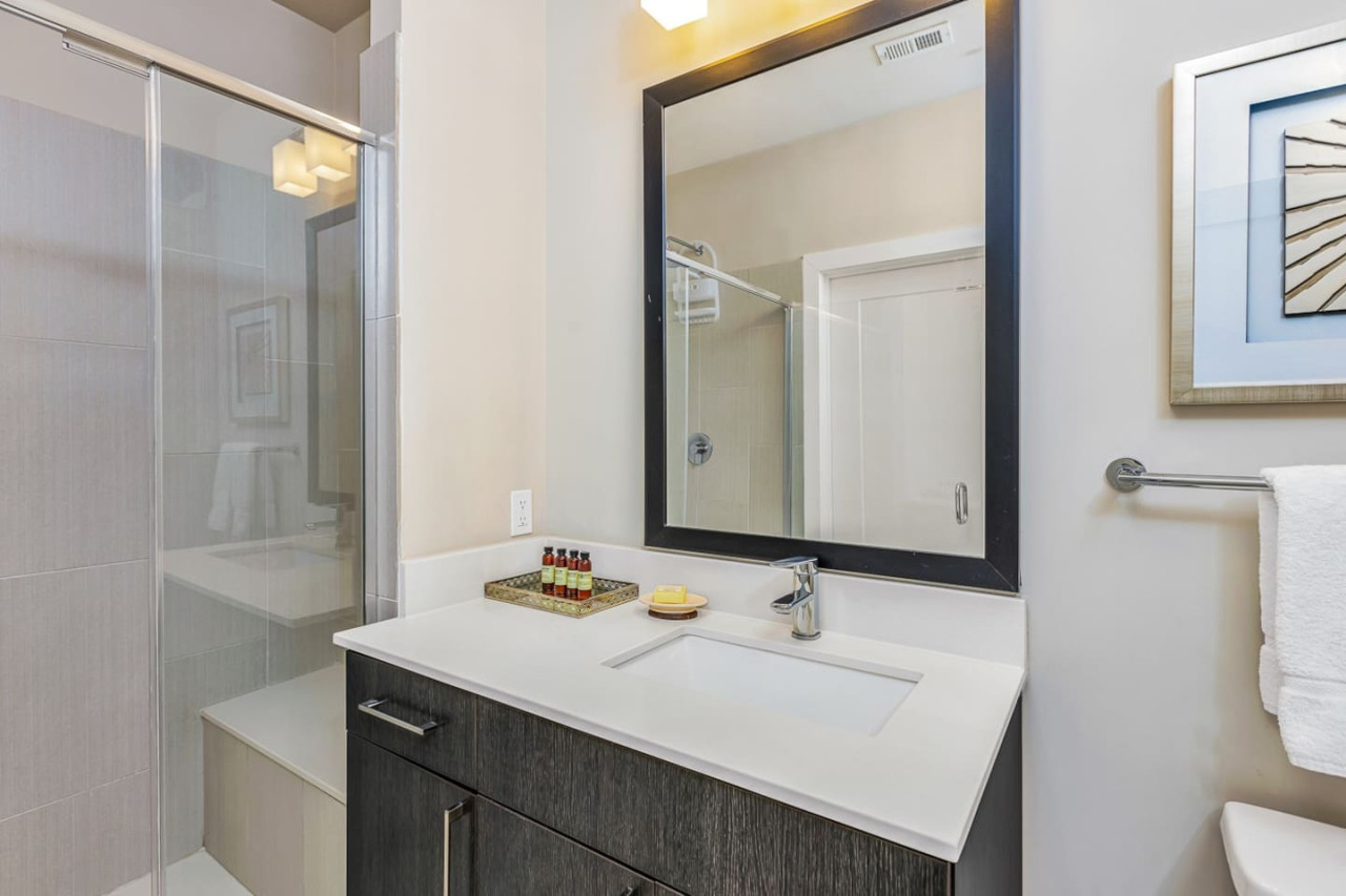 Tranquil Intown Retreat | Inman Park | LOCAL - Atlanta