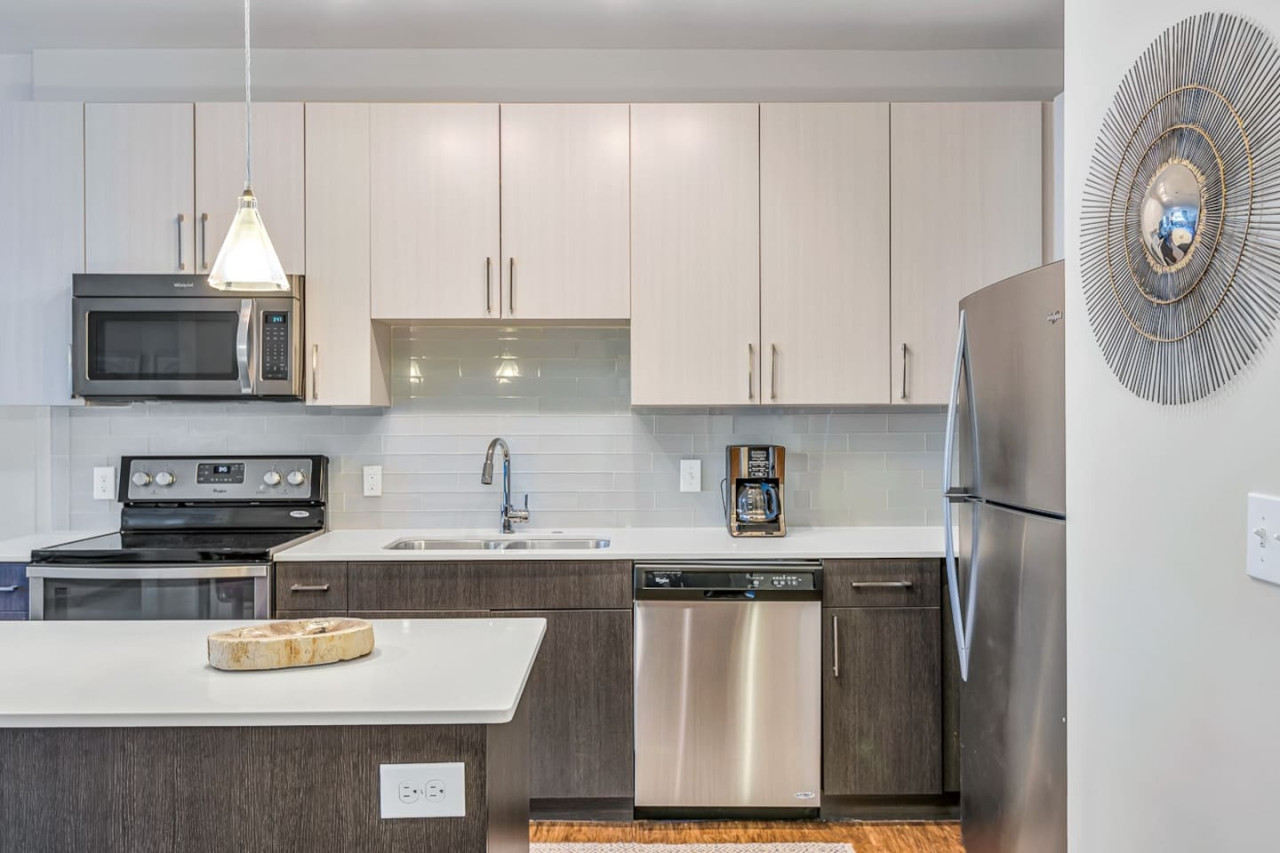 Tranquil Intown Retreat | Inman Park | LOCAL - Atlanta