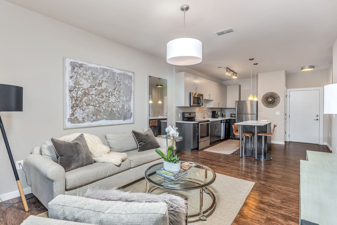 Tranquil Intown Retreat | Inman Park | LOCAL - Atlanta