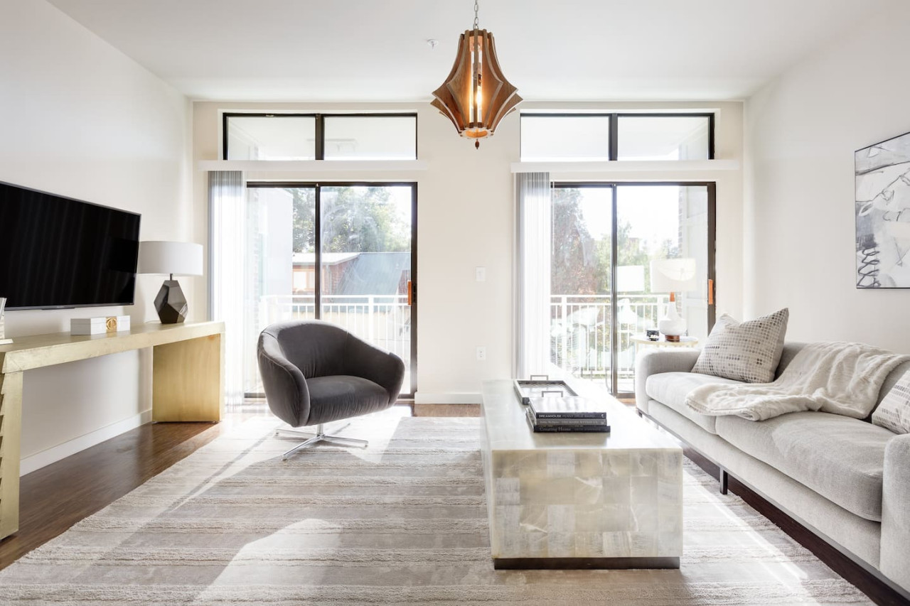 dreamy-apartment-or-inman-park-or-local/