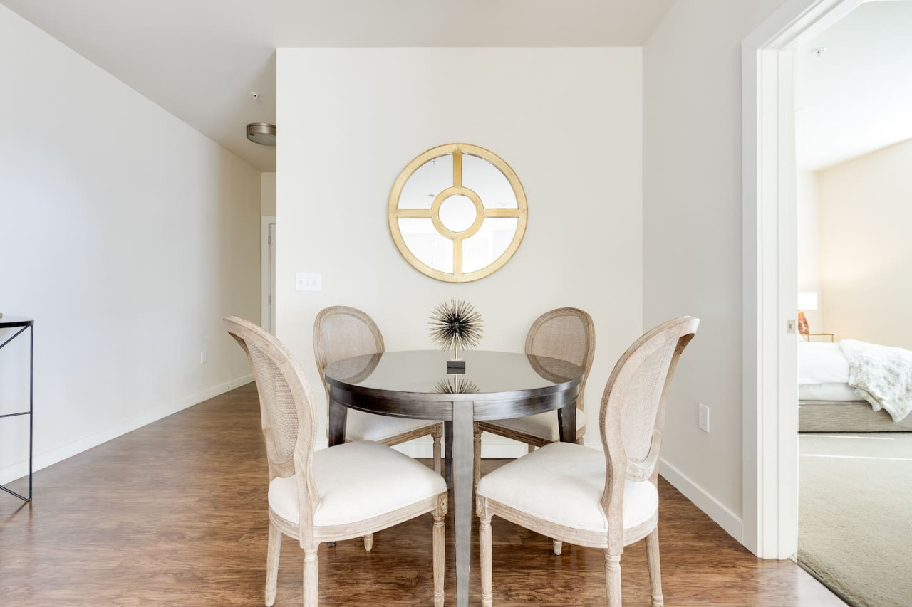 Dreamy Apartment | Inman Park | LOCAL - Atlanta