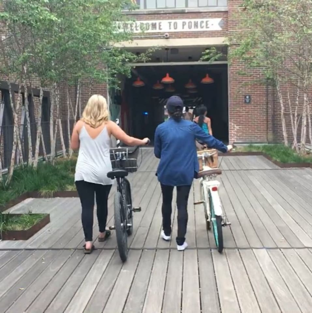 Cozy and Chic Apartment | Inman Park | LOCAL - Atlanta