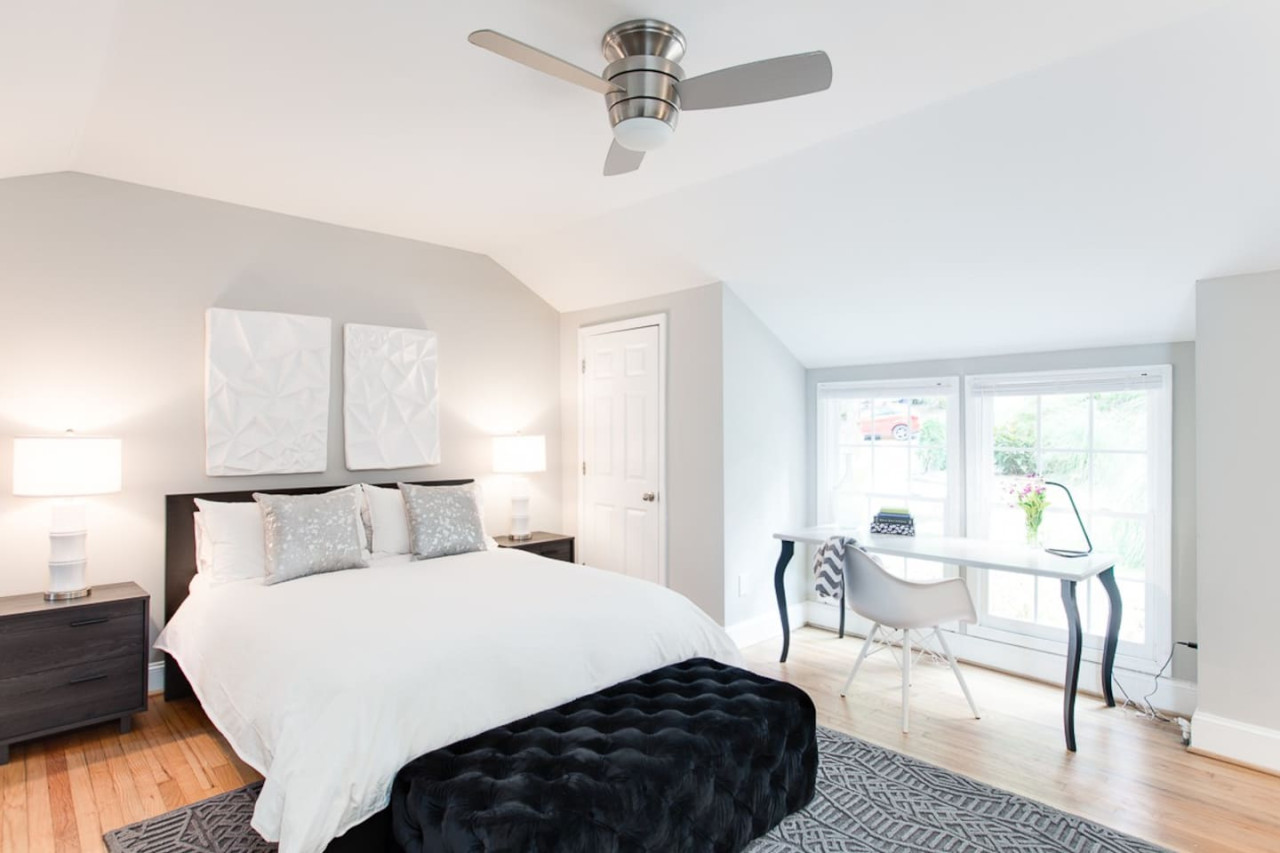 tucked-away-cute-cottage-or-midtown-or-local/