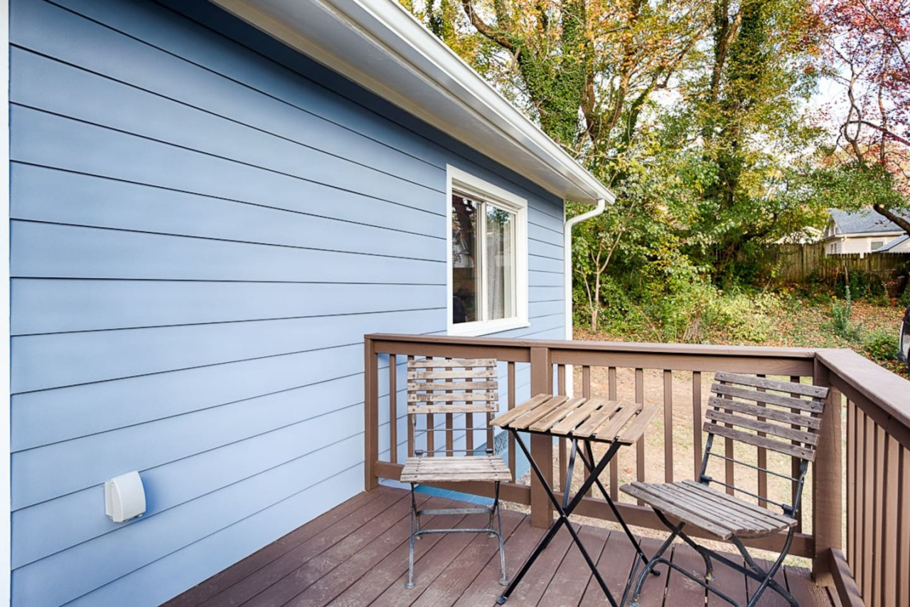 Cozy Hideaway | Kirkwood | LOCAL - Atlanta