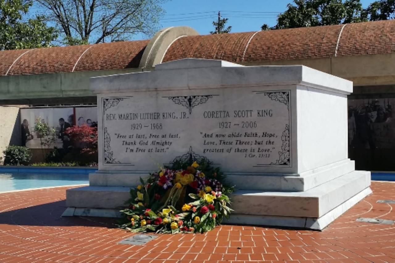 Cozy Hideaway | Kirkwood | LOCAL - Atlanta