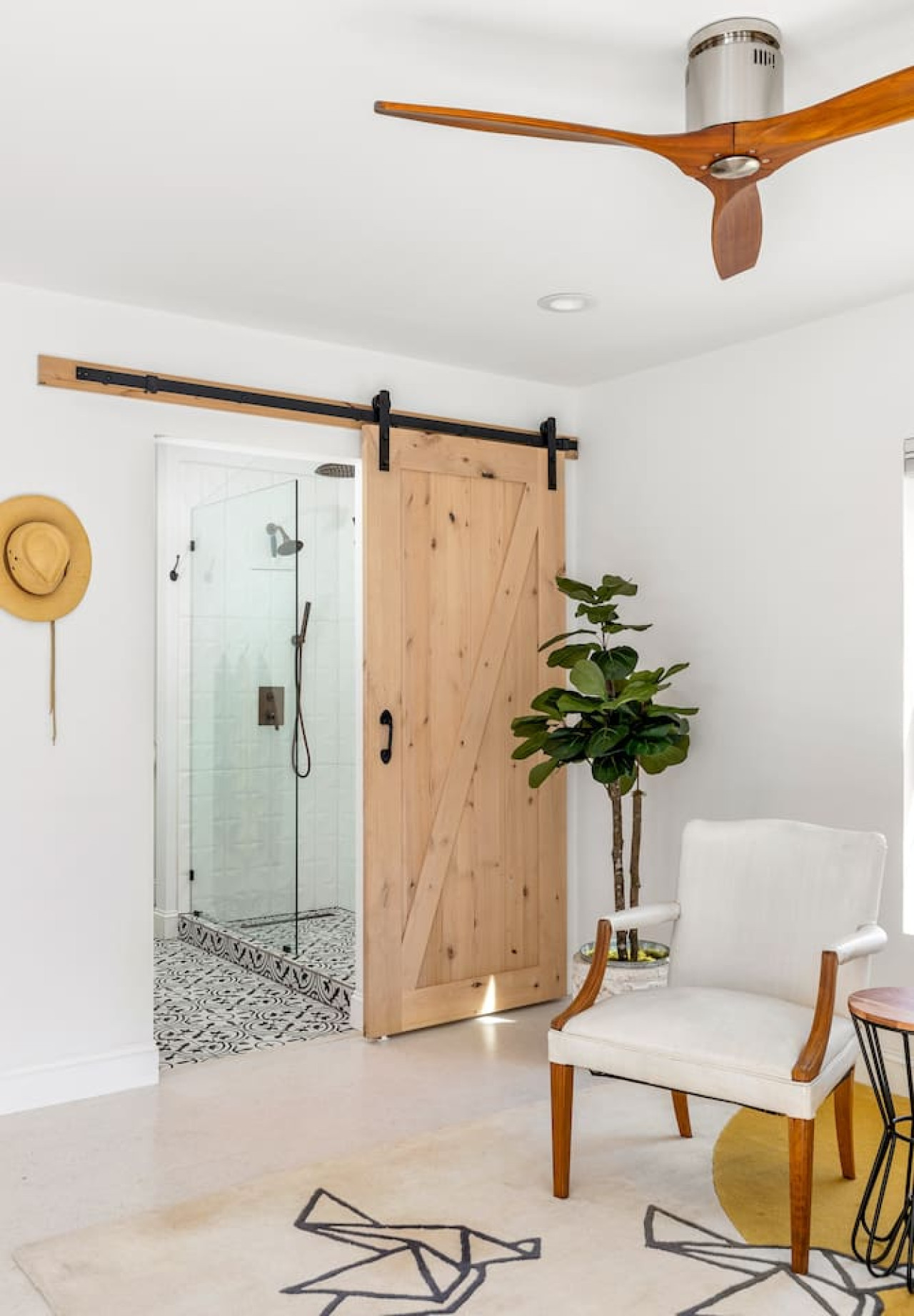 Bright and Spacious Home | Hapeville | LOCAL - Hapeville