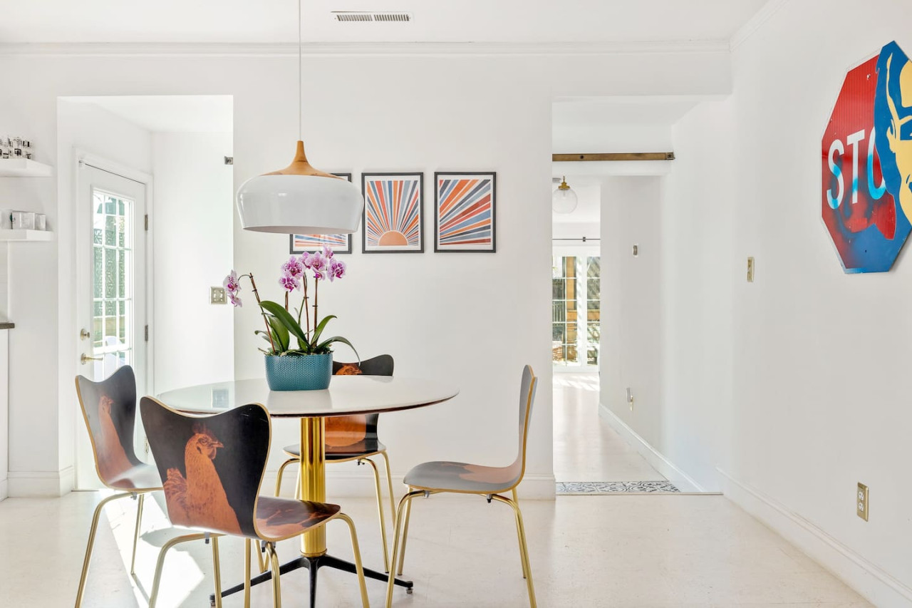 Bright and Spacious Home | Hapeville | LOCAL - Hapeville