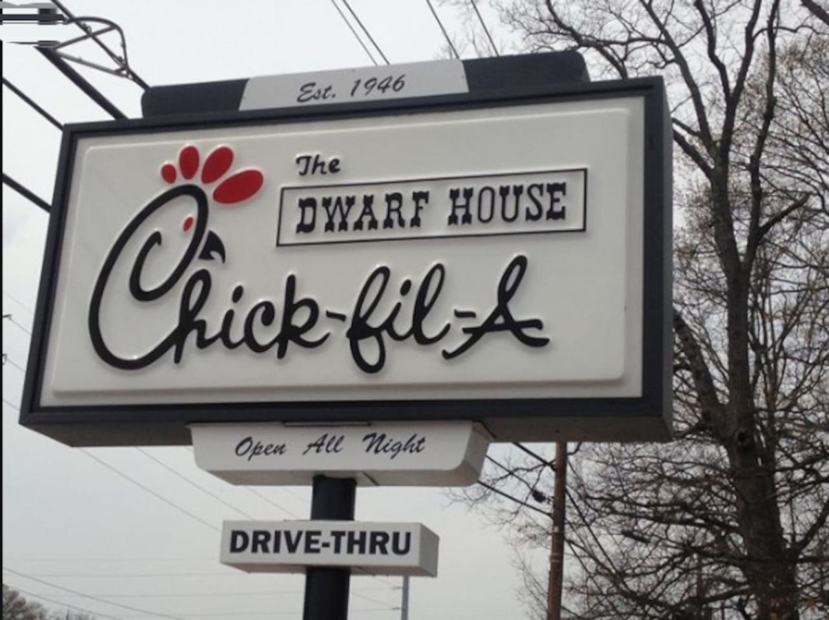 Bright and Spacious Home | Hapeville | LOCAL - Hapeville