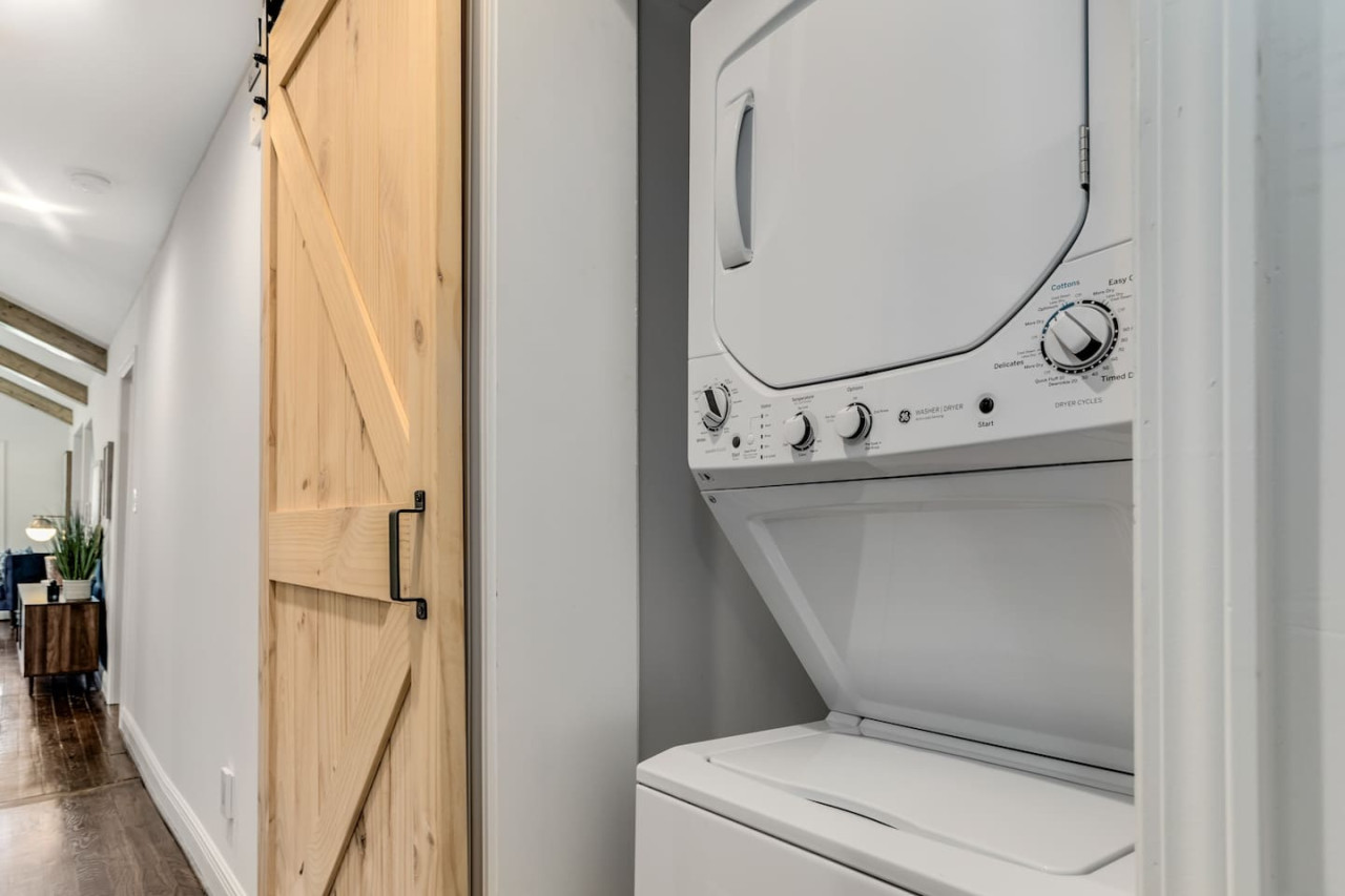 Restful Retreat | Hapeville | LOCAL - Hapeville