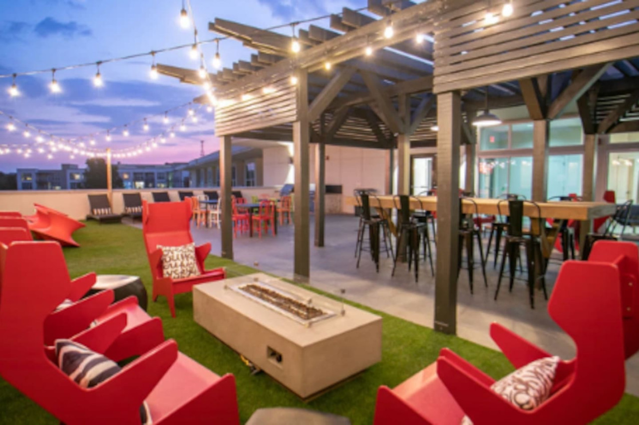 Serene & Sunny Suite | Inman Park | LOCAL - Atlanta