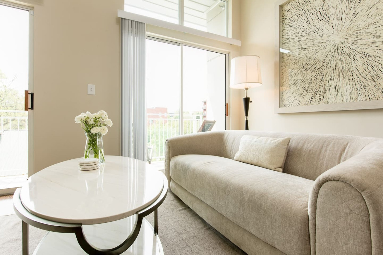 Serene & Sunny Suite | Inman Park | LOCAL - Atlanta