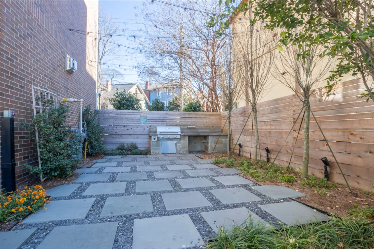 Serene & Sunny Suite | Inman Park | LOCAL - Atlanta