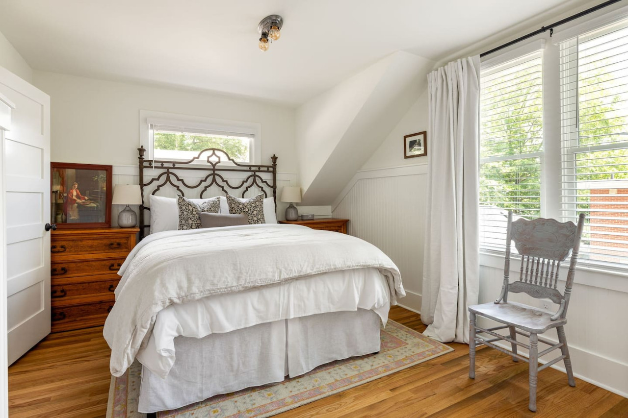 Spacious and Stunning Home | Inman Park | LOCAL - Atlanta