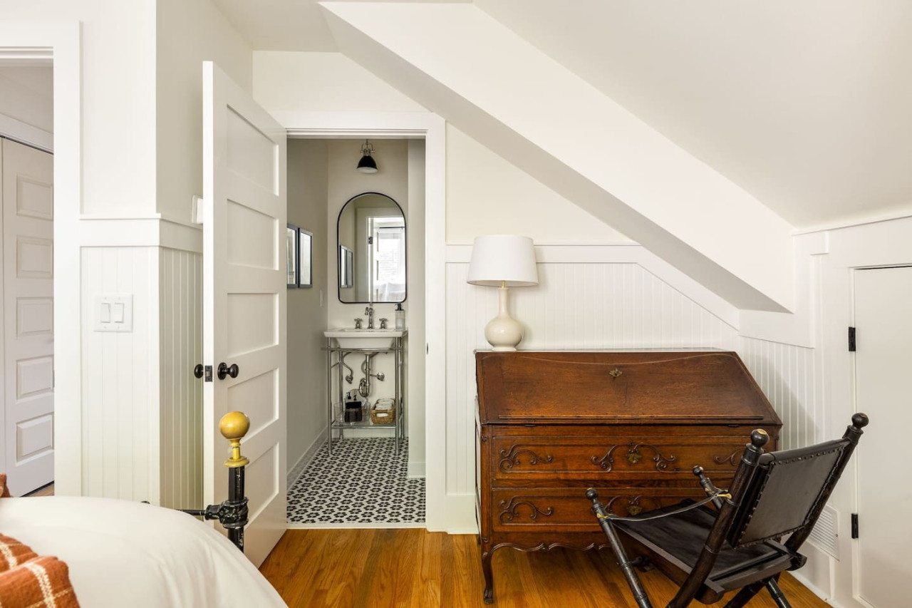 Spacious and Stunning Home | Inman Park | LOCAL - Atlanta