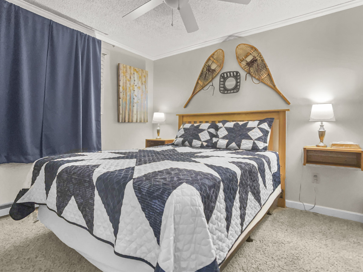 ml147-fresh-and-fun-1br-sleeps-4-near-village-slope-access-wi-fi-ez-park-no-steps/