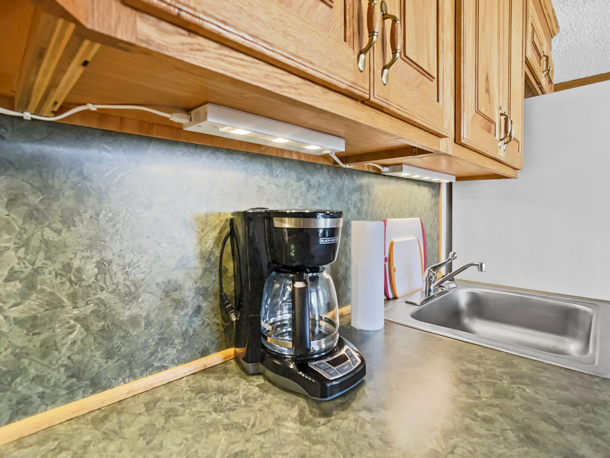 Fully-equipped kitchen