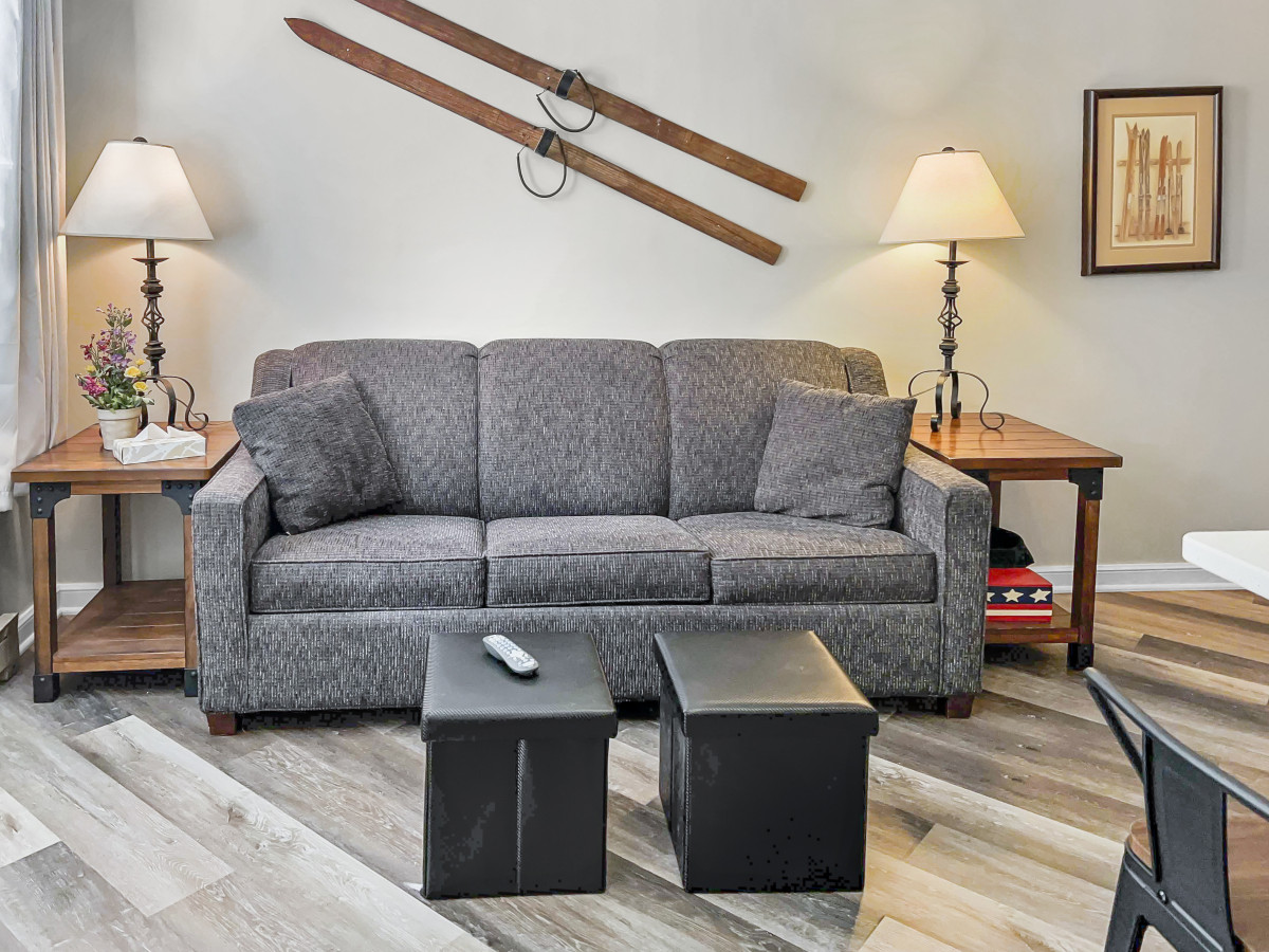 ML309 Back Exit Leads To Slopes Gated Parking WiFi - Snowshoe