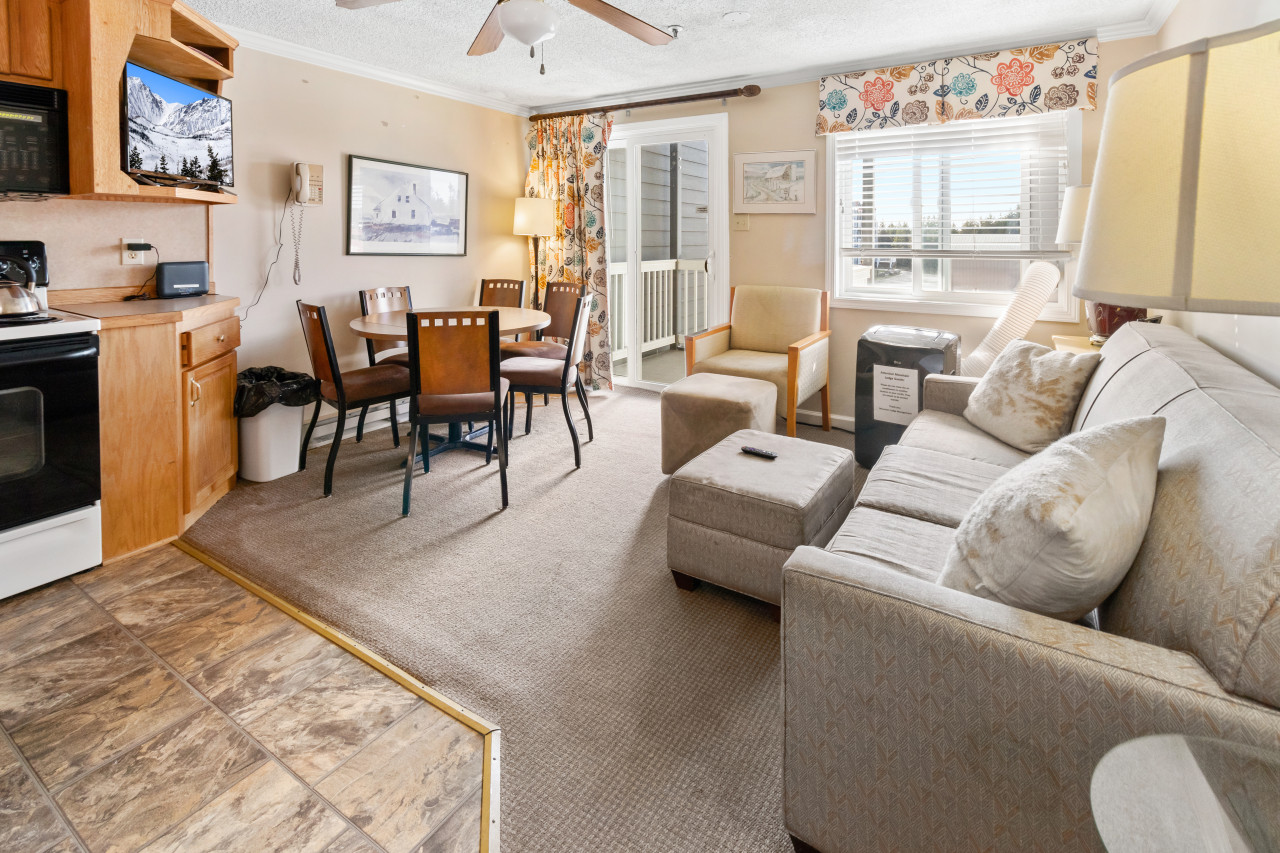 ML229 Perfect for a Mountain Escape Great for Relaxing WiFi Gated Parking