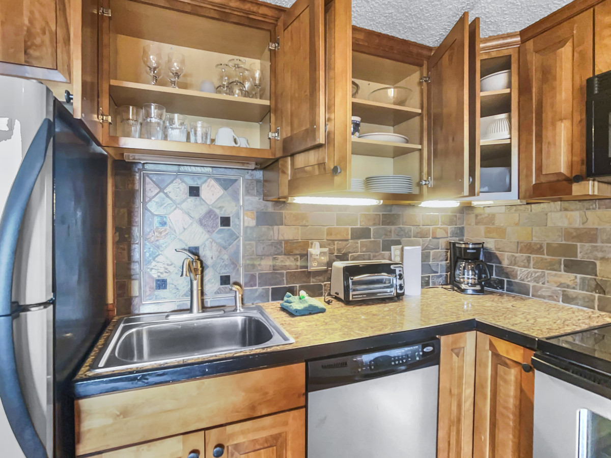 ML278 Mountaintop Retreat! Enchanting Mountain/Lake View! WiFi, Near Village - Snowshoe