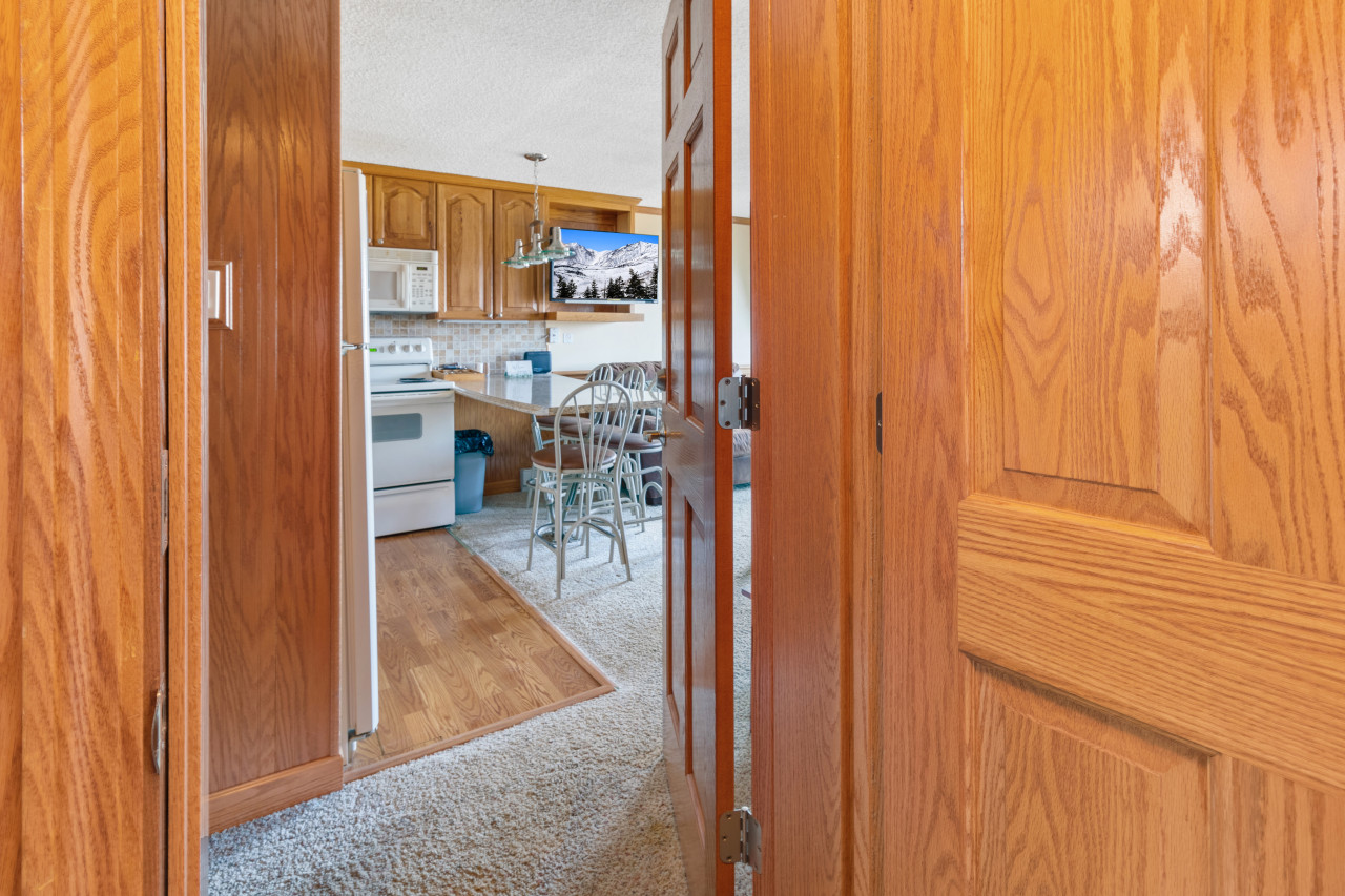 Connects to ML326 Rented Separately