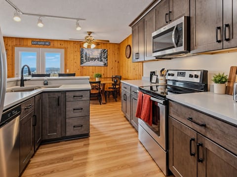 New Kitchen 2025