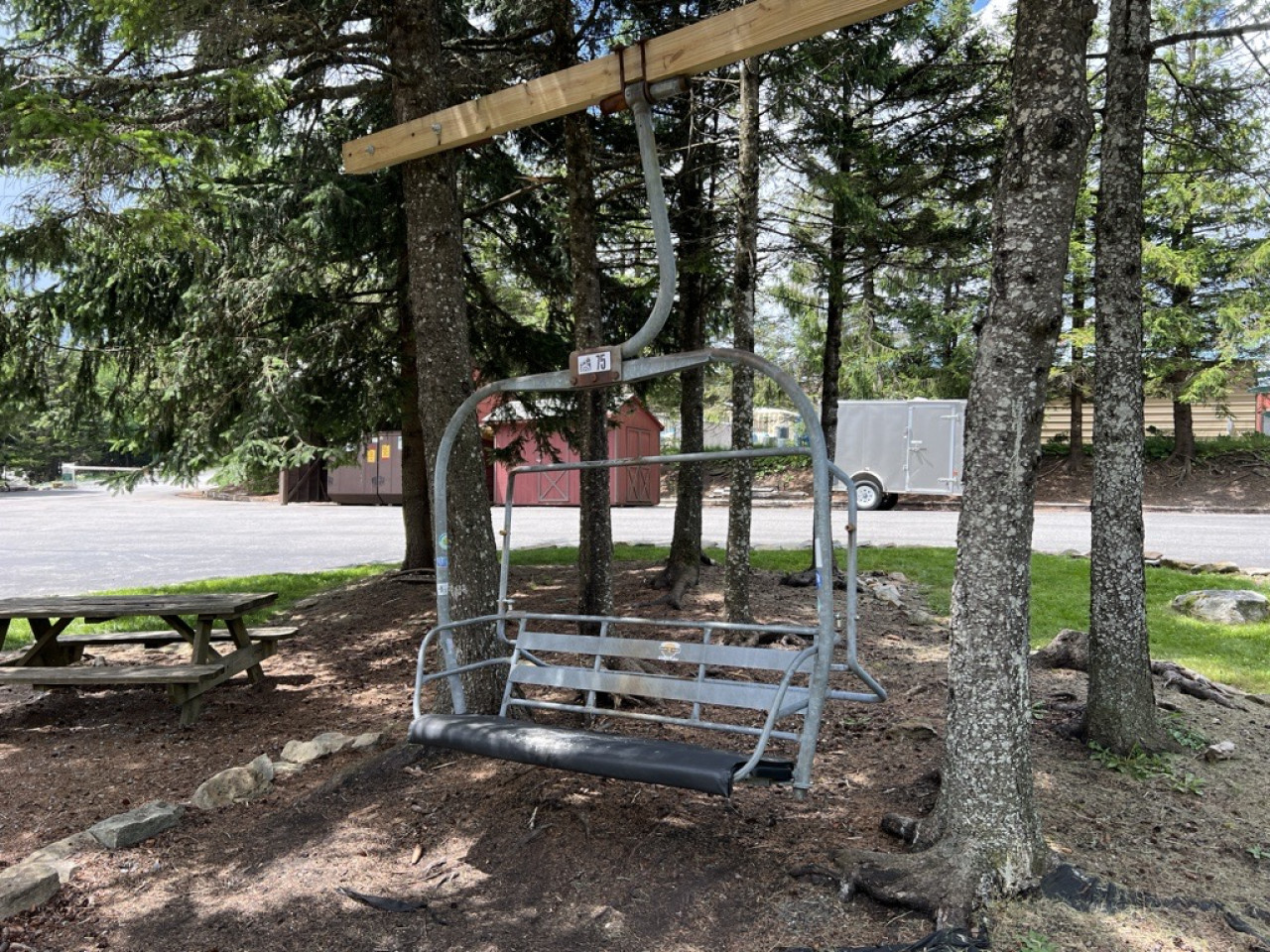 Picnic area with Chair Lift swing