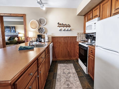 Highland House 209 Slope View Sleeps 8 Ski In Out Village