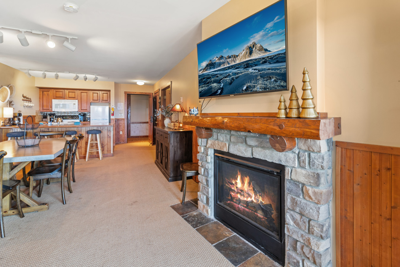 Highland House 209 Slope View Sleeps 8 Ski In Out Village