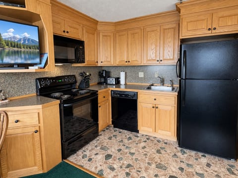 Fully-Equipped Kitchen
