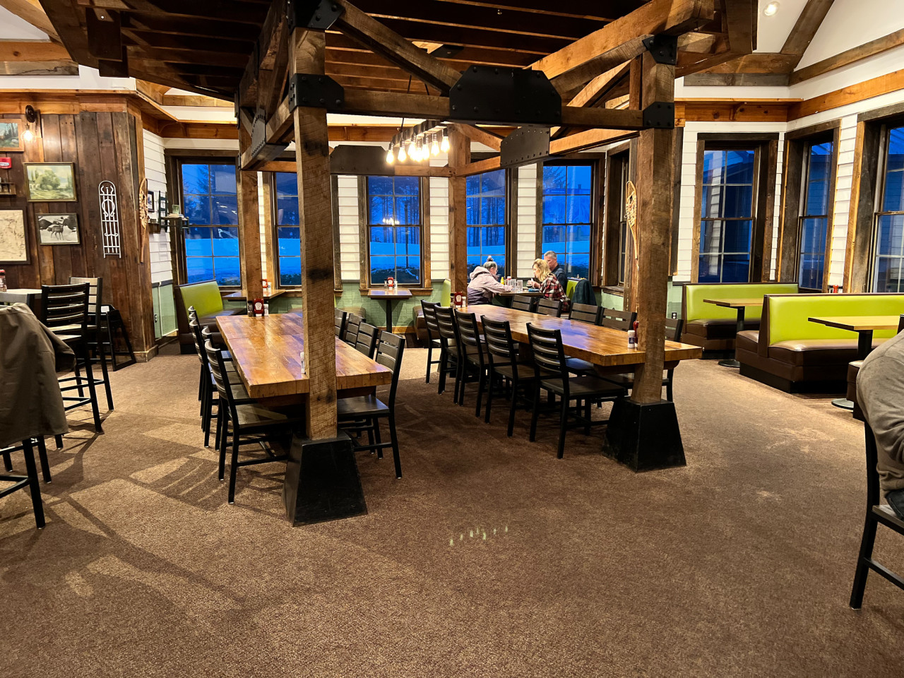 Junction Ale House (Village Dining)