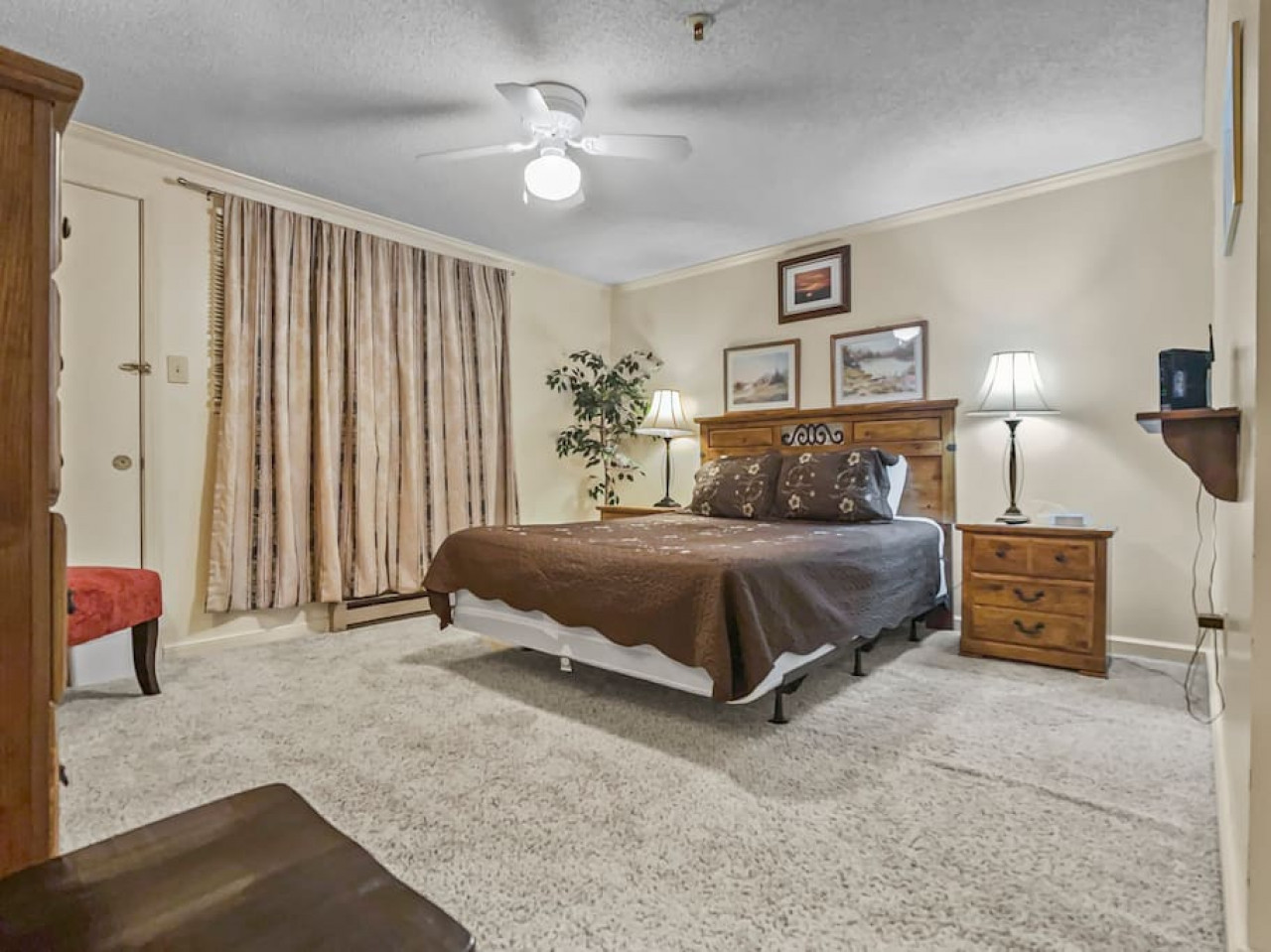 ML182 First Floor Slope Side New Deck EZ Parking WiFi - Snowshoe