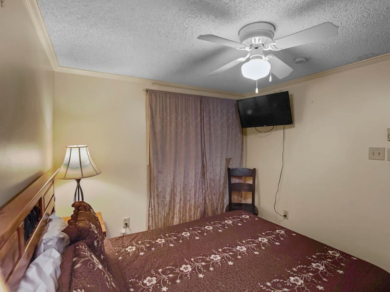 ML182 First Floor Slope Side New Deck EZ Parking WiFi - Snowshoe